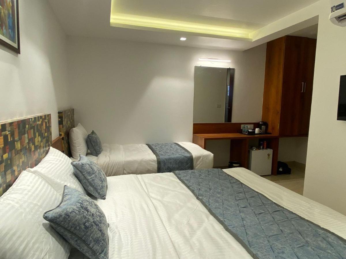 The Urban Hive Hotel Belgaum Exterior photo