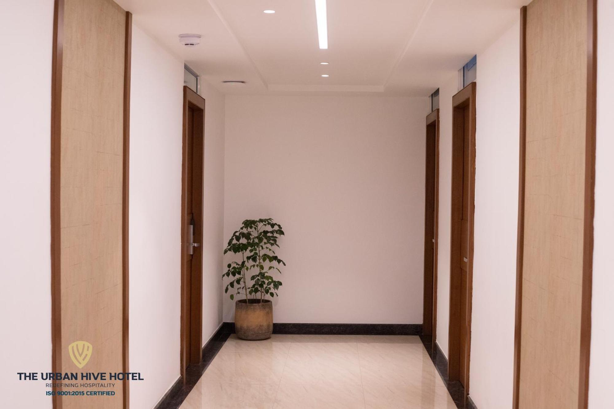 The Urban Hive Hotel Belgaum Exterior photo